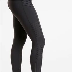 Athleta Delancey Moto Tight size small